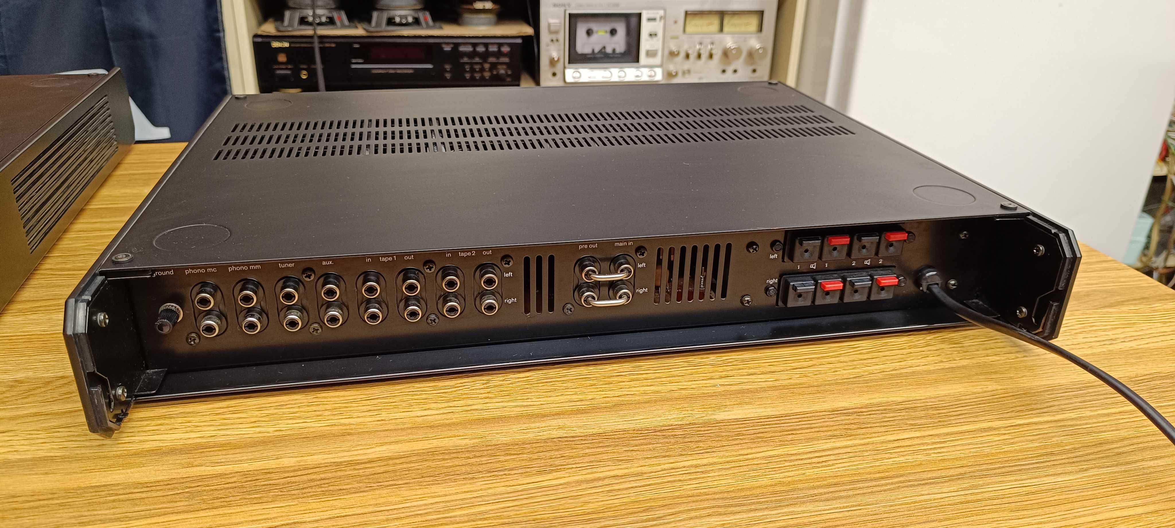 Усилитель  Braun A2 ( звук ! )
