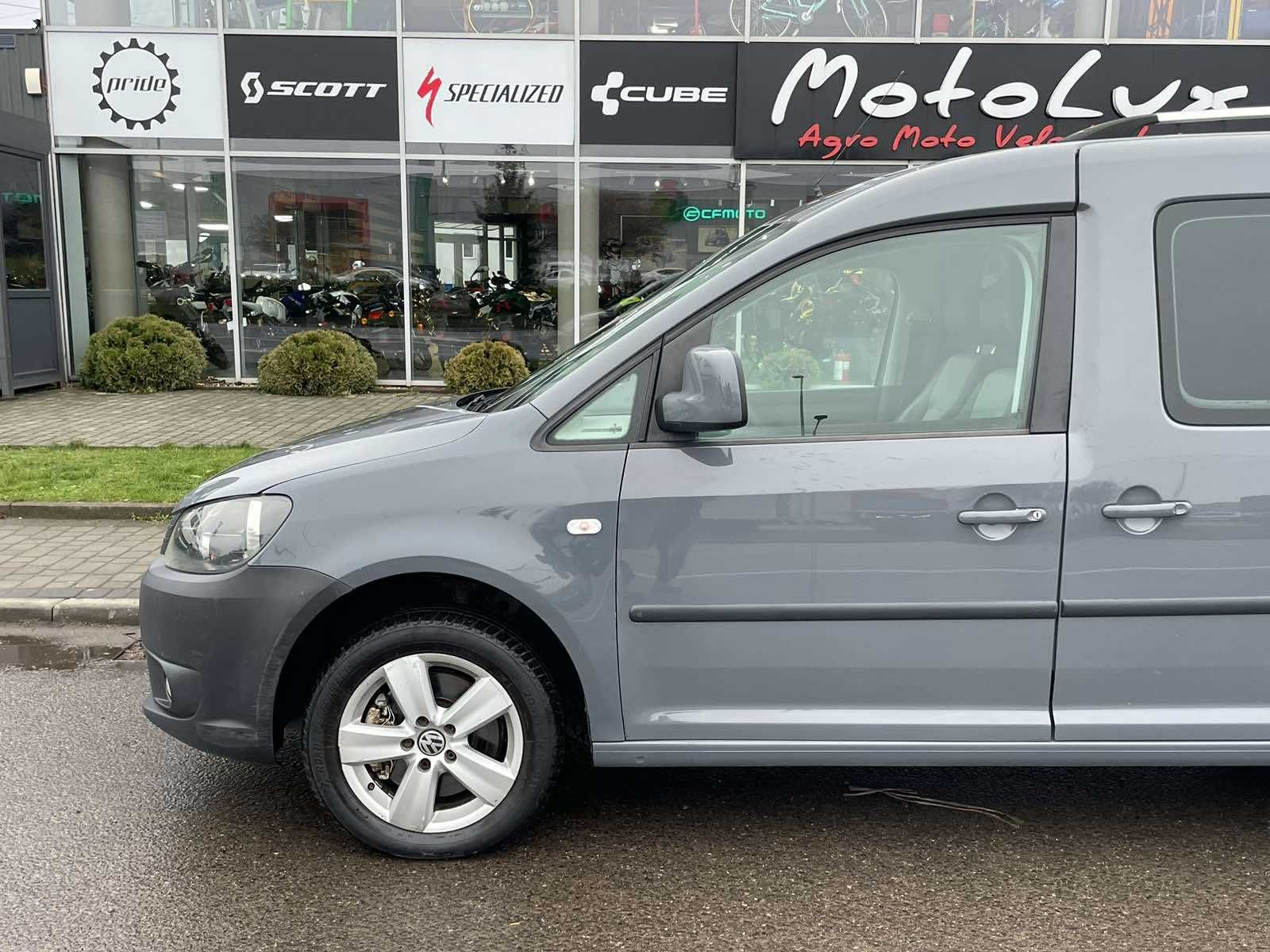 Volkswagen Caddy 7 місць