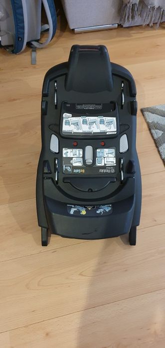Ovinho e base isofix  modular i-Size da Besafe