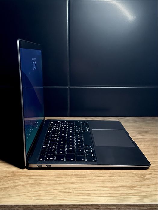 Macbook Air 13” como novo