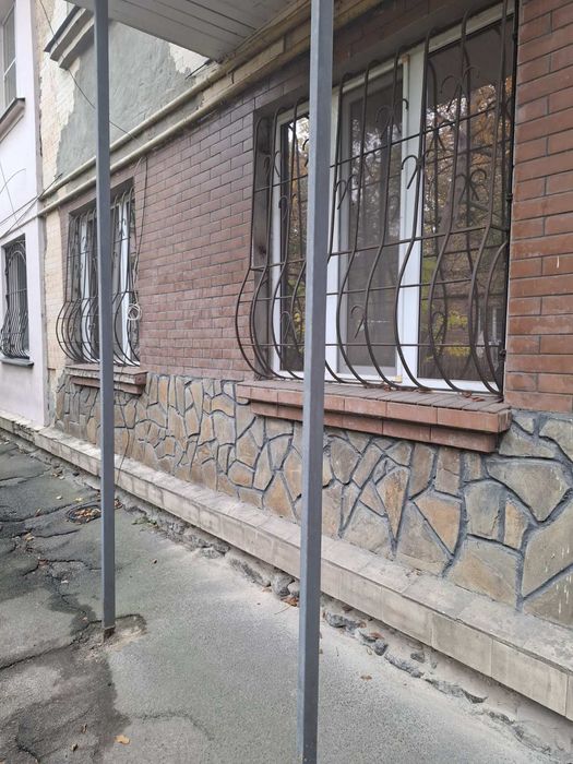 Без комісії!! Продам 2-х кімн.кв, Сталінка. вул.Монтажників.Солом'янка