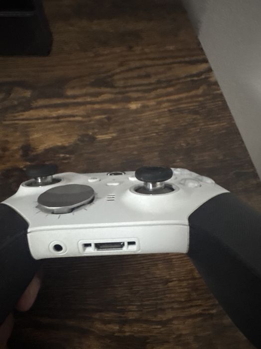 Comando Xbox Elite 2– Excelente Estado!