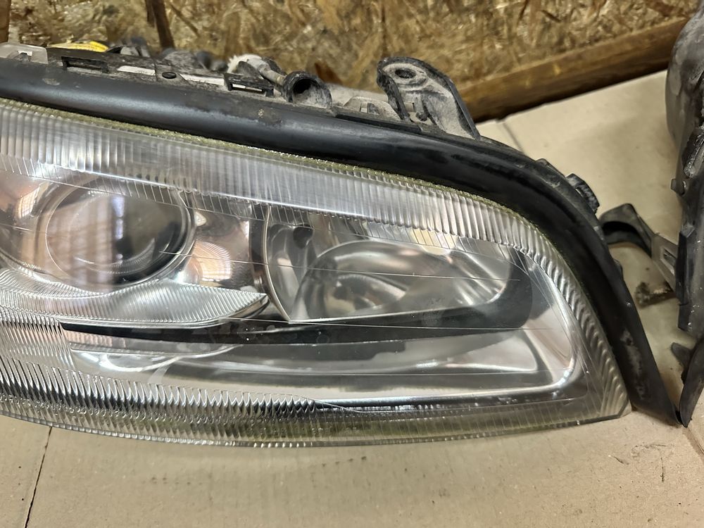 Передні фари ксенон xenon Opel Omega B Опель Омега Б 1999—2003 рестайл