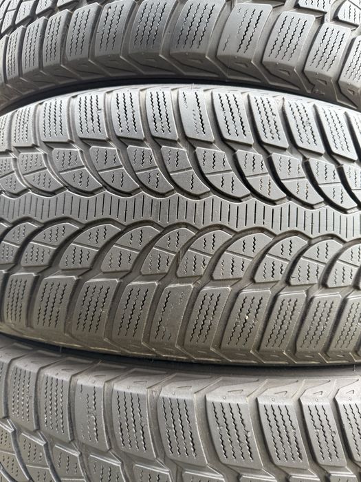 225/55/17 Bridgestone Blizzak LM-32