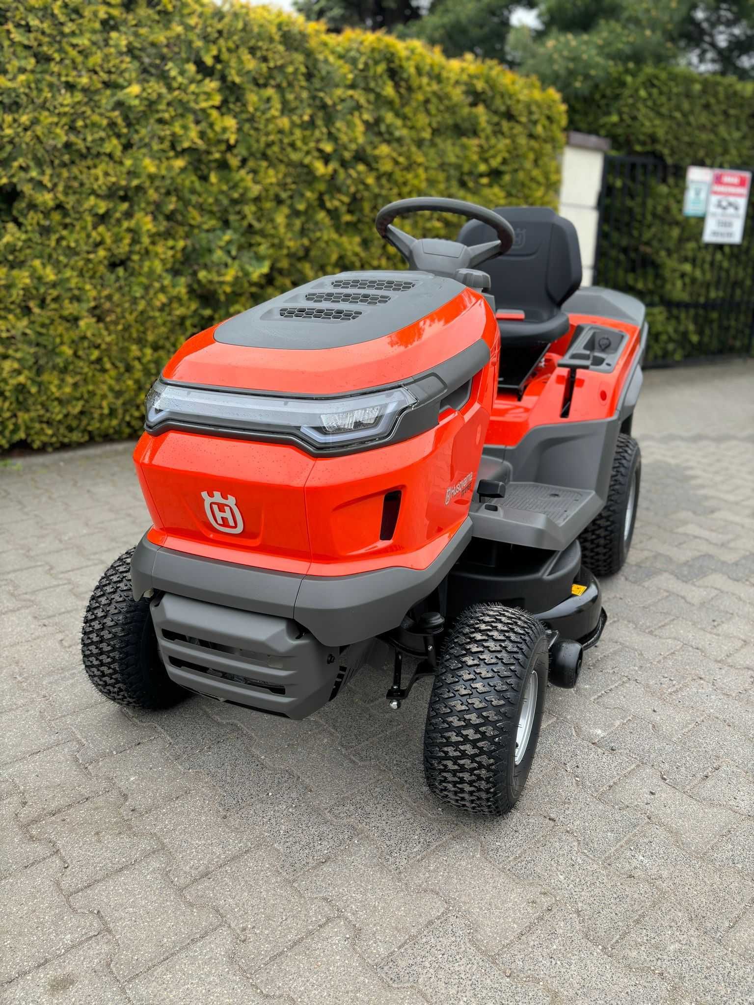 NOWY Traktorek ogrodowy Husqvarna TC 215T ! Z gwarancją producenta!