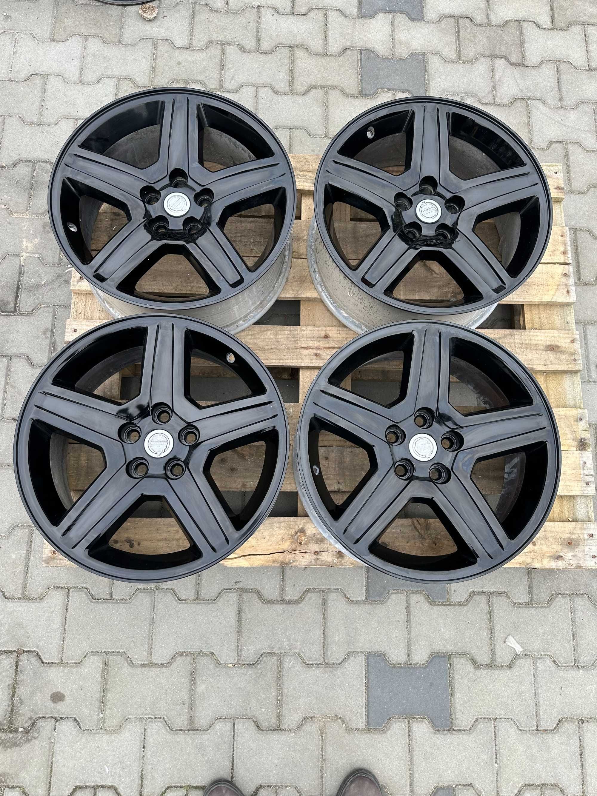 5x114,3 7,5jx18 18" et24 Chrysler 300c komplet