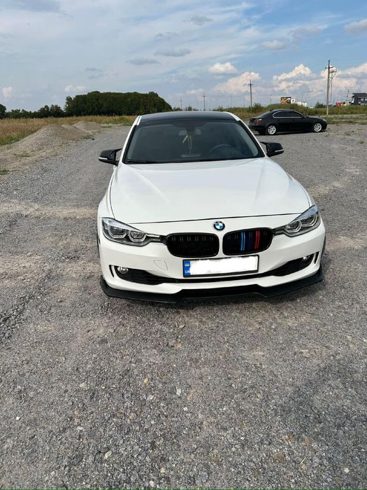 Продам BMW 328i F30