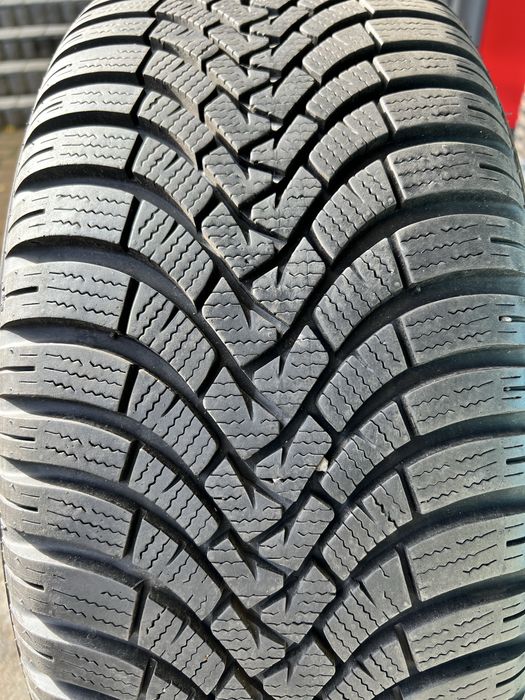 Opony Zimowe Falken 235 55 R17 103V Eurowinter HS01