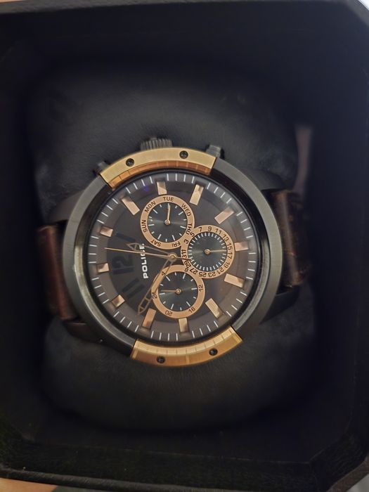 Relógio Police castanho