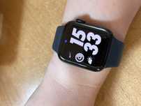Apple watch se 2 dobry stan