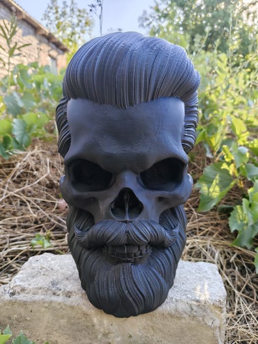 3D підставка для шолома у вигляді черепа. Підставка, шолом, череп