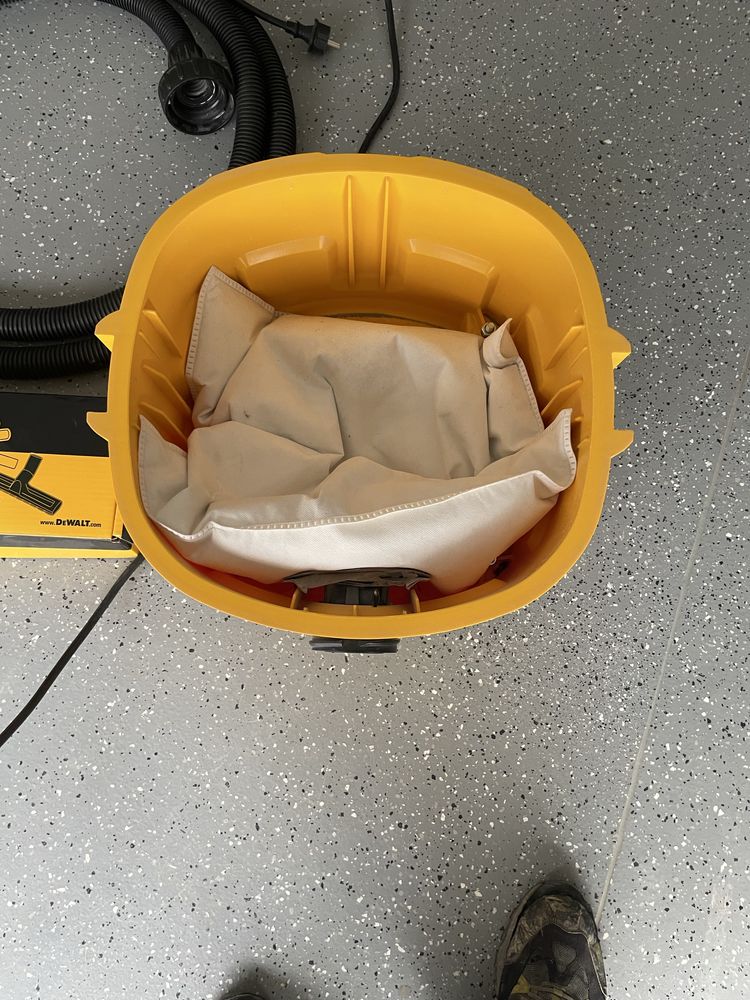 Odkurzacz  DeWalt DWV901L