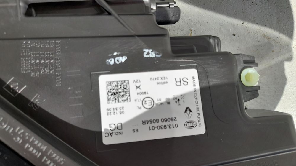 Otica Renault Captur 5  Lado Esquerdo   (2020 A 2023)