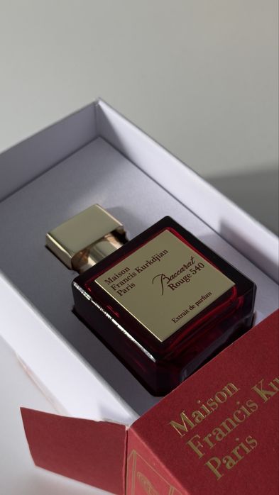 Парфум Maison Francis Kirkdjian Baccarat Rouge 540