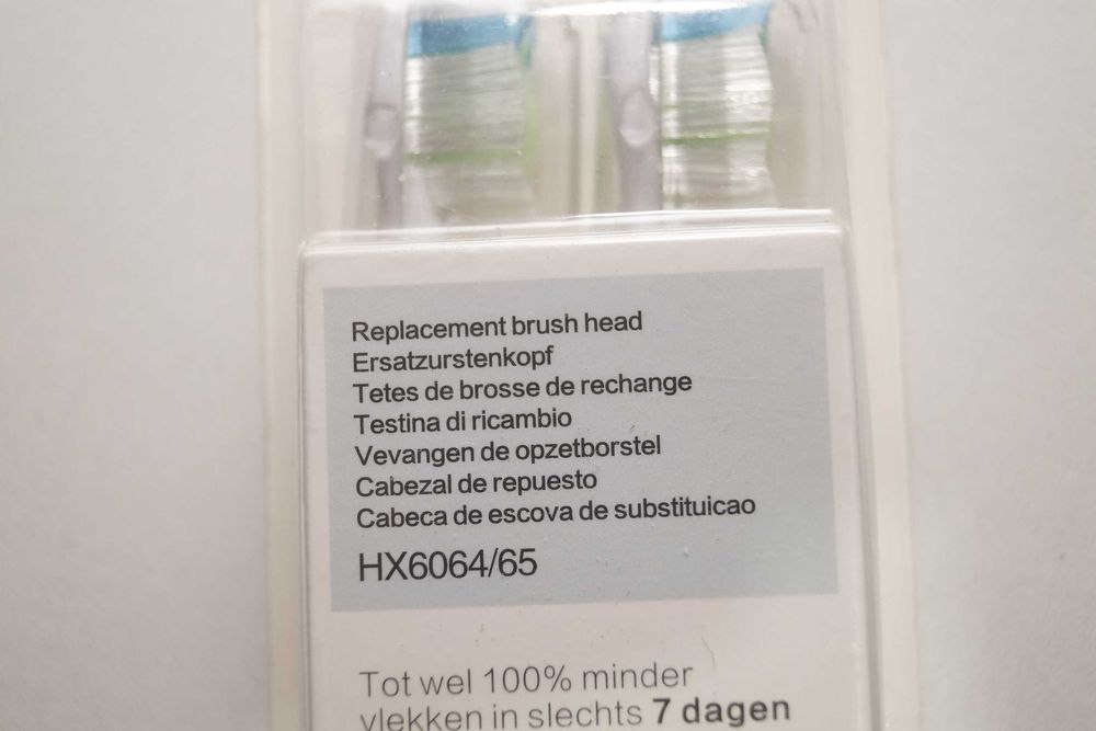 4 końcówki do szczoteczki Philips sonicare HX6064/65 W2 Optimal White