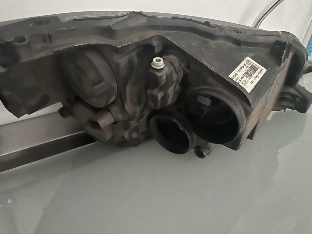 Optica esquerda Peugeot 2008 ll 2020