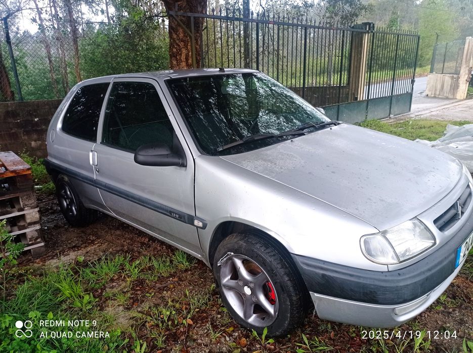 Citroen Saxo 2 lugares sem motor com documentos