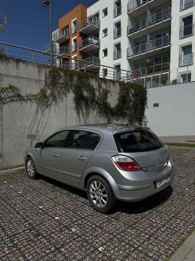Opel Astra H | 1.6 Benzyna | 2004 | Silnik po kapitalnym remoncie