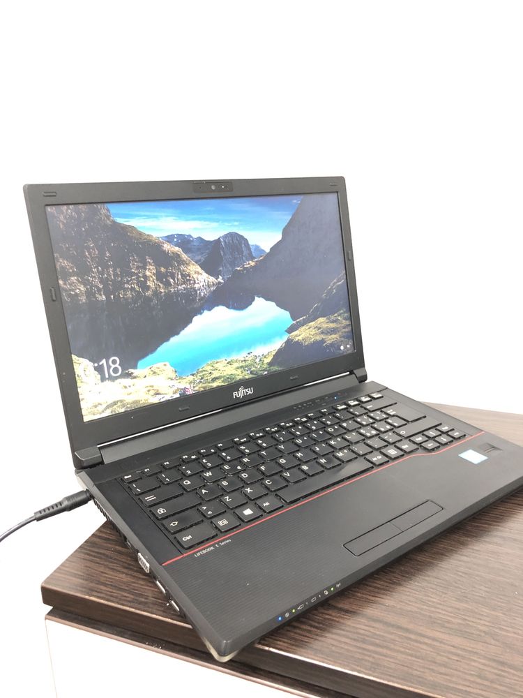 Fujitsu E5470M Intel Core i5-7100U; 2,4 ГГц