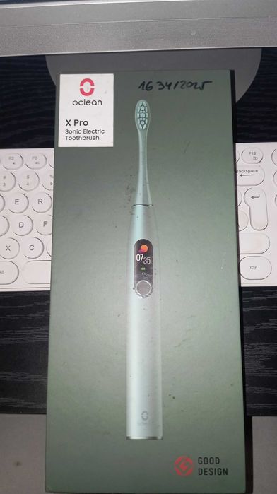 Szczoteczka elektryczna Oclean X PRO zielona