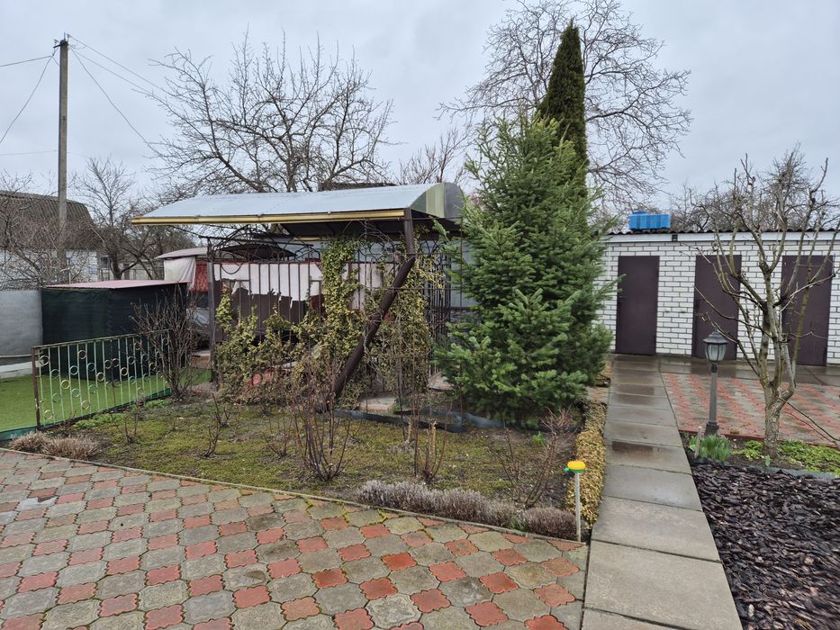 Продаж дача біля води