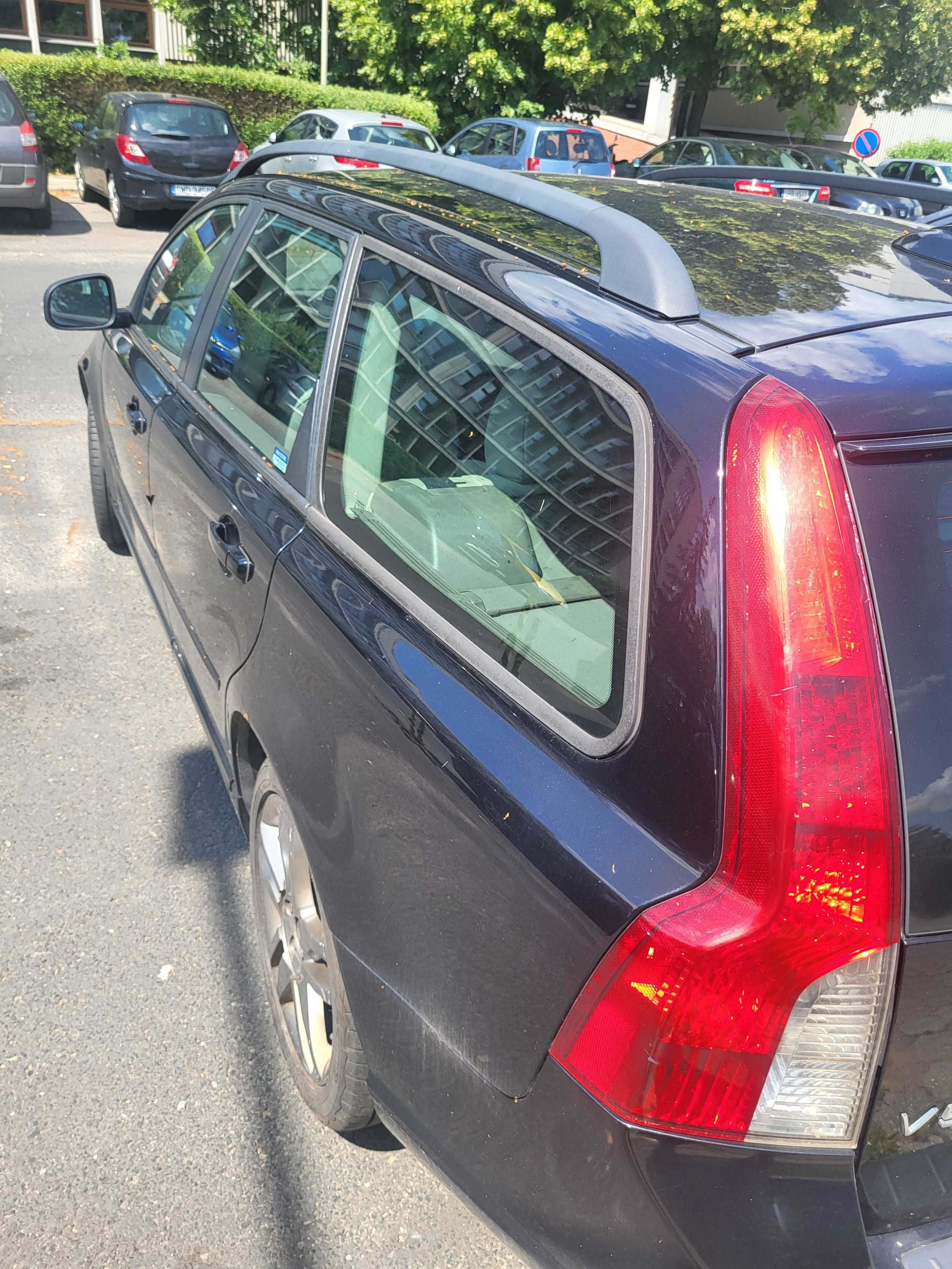 Volvo V50 (2010, 290k)