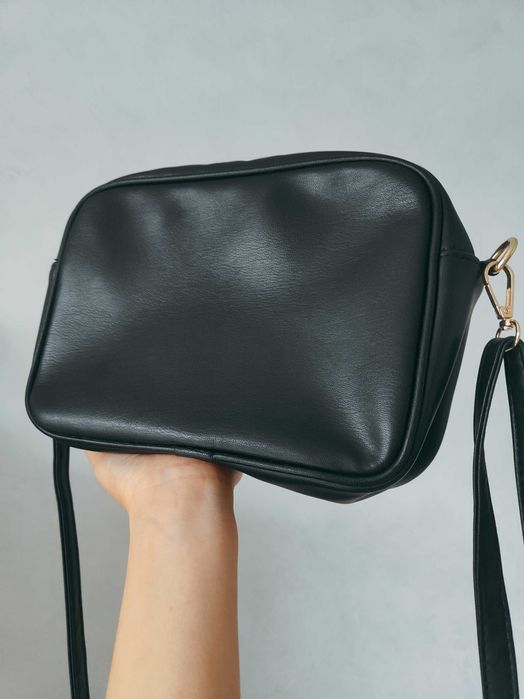 Жіноча сумочка крос-боді