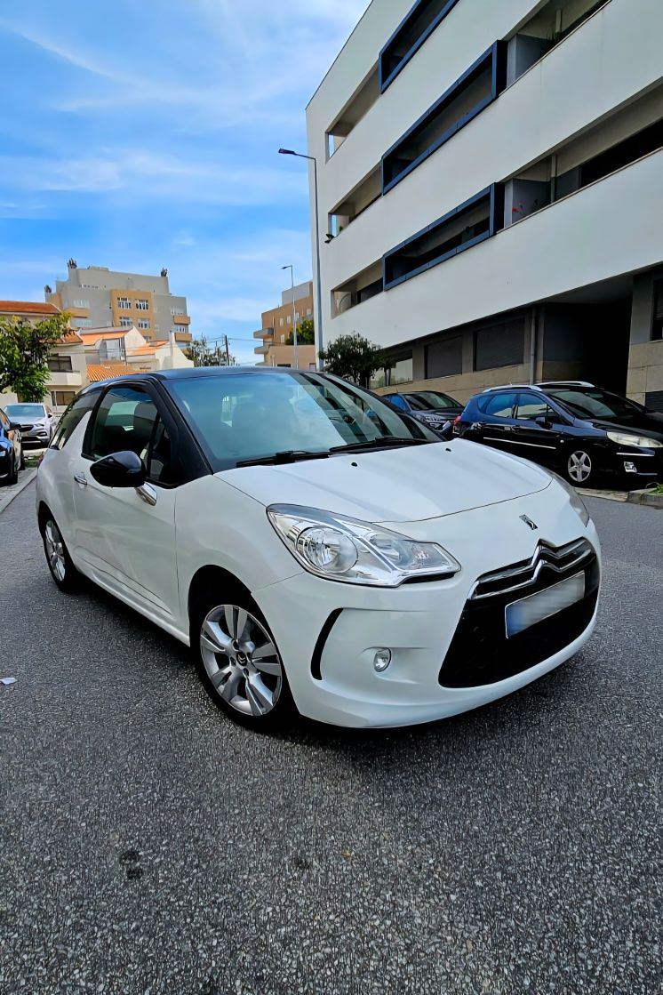 Citroën DS3 1.4 e-HDi So Chic Nacional