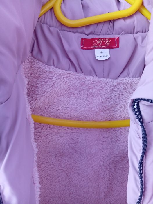 Жіночий зимовий плащ