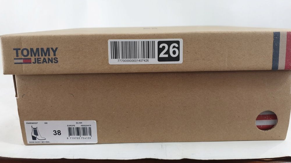 TOMMY HILFIGER BOTKI skórzane kozaki nowe PÓŁBUTY R.38