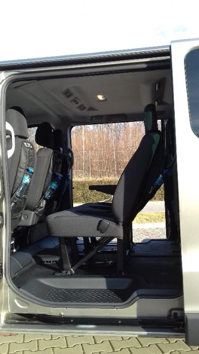 Wynajem busa wynajem busa busów renault trafic