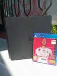 PlayStation 4 Slim 1TB + FIFA 20