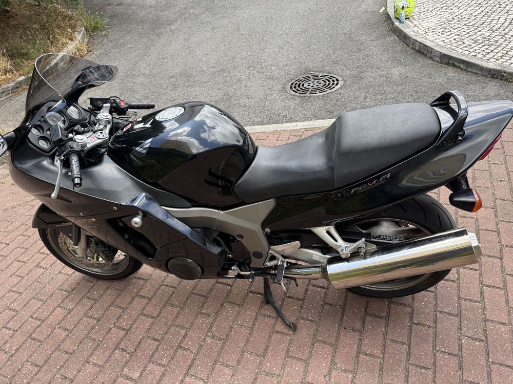 Honda CBR1100XX de 2001 com 29000kms