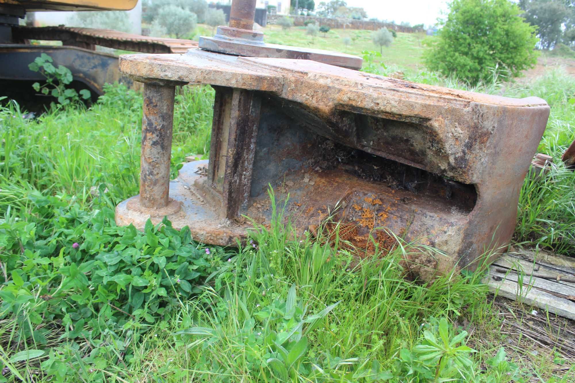 Arrancador de Cepos para Escavadora