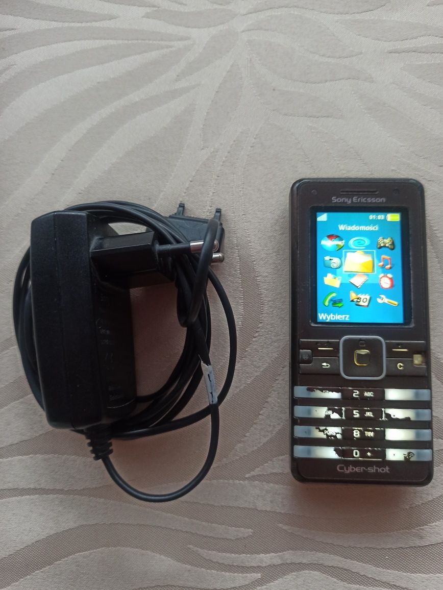 Sony Ericsson k770i