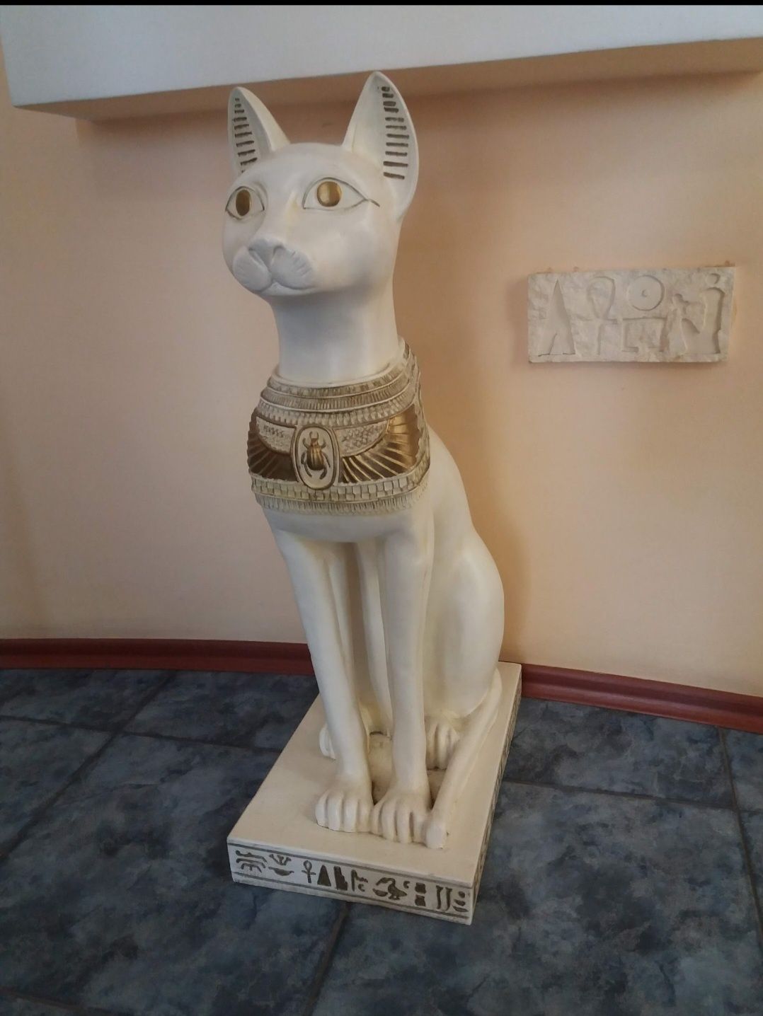 Египетская статуэтка  Кошка.