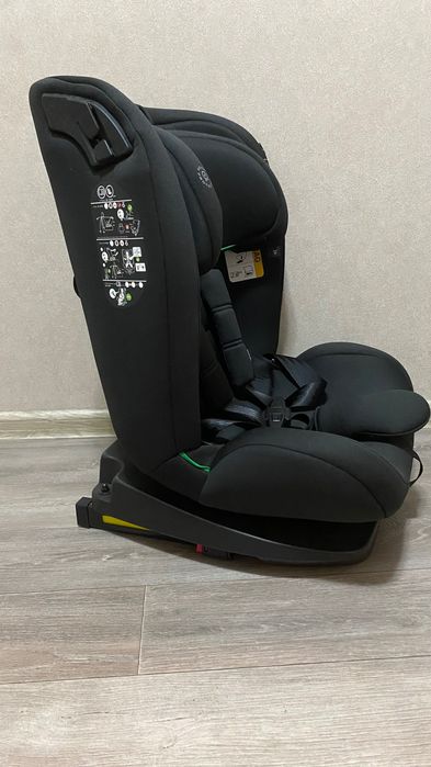 Автокрісло CARRELLO Asteroid i-Size