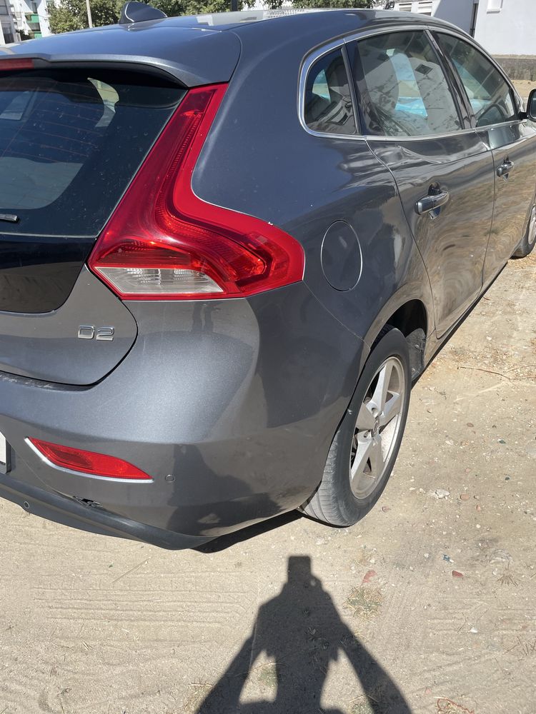 Volvo v40d ano 2008