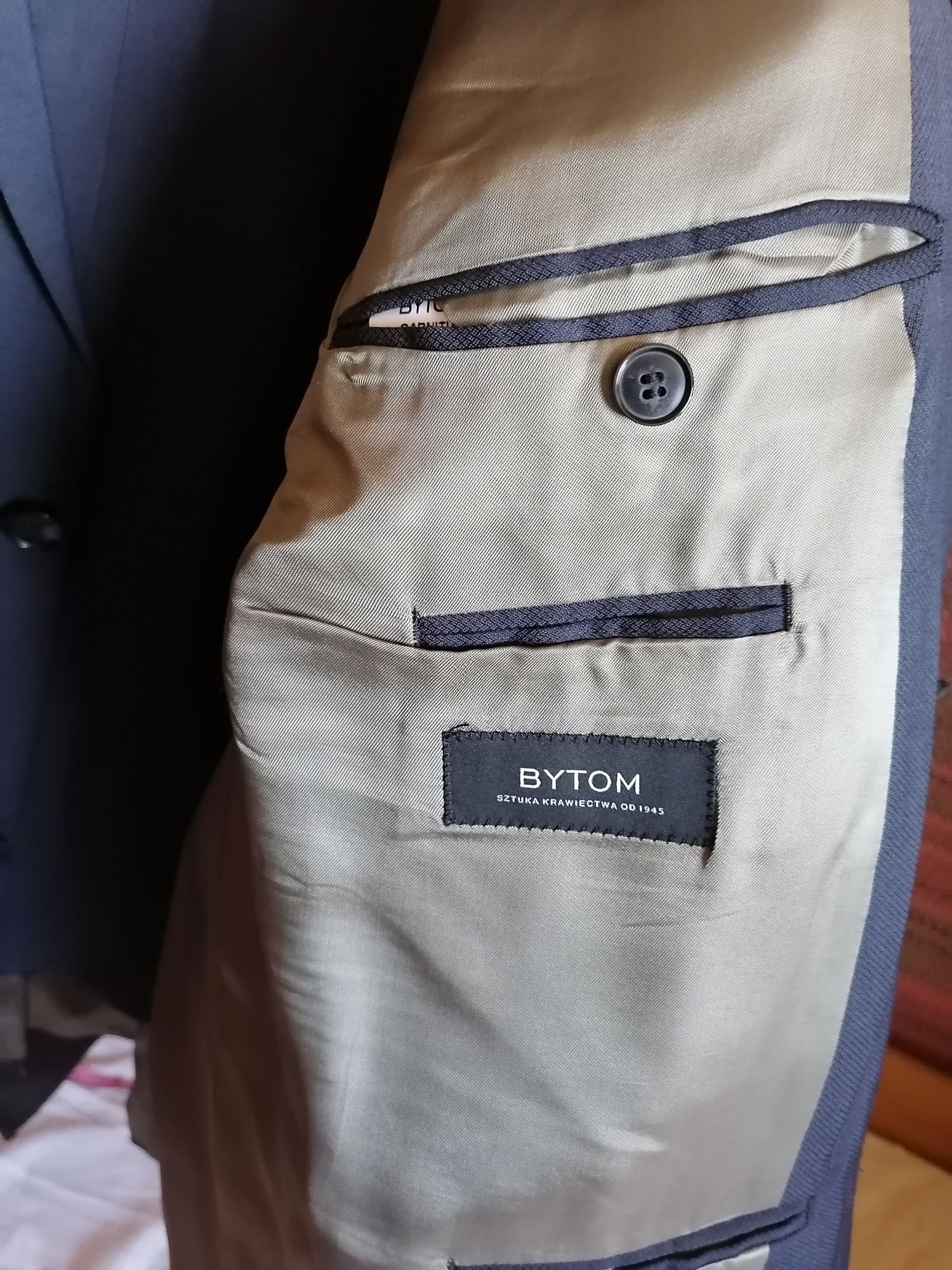 Garnitur Bytom 182/112/102