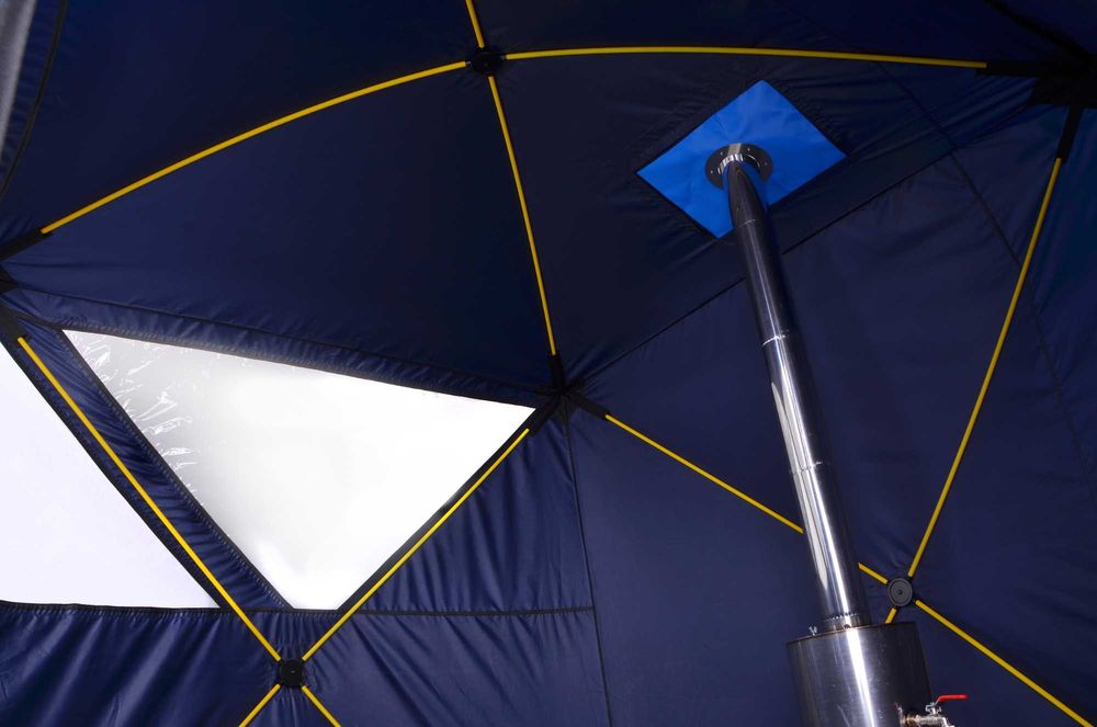 Палатка Cube Panorama для мобильной походной бани.