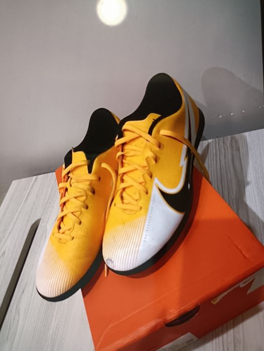 Nike Mercurial футзалки. Оригинал Отличное сочетание