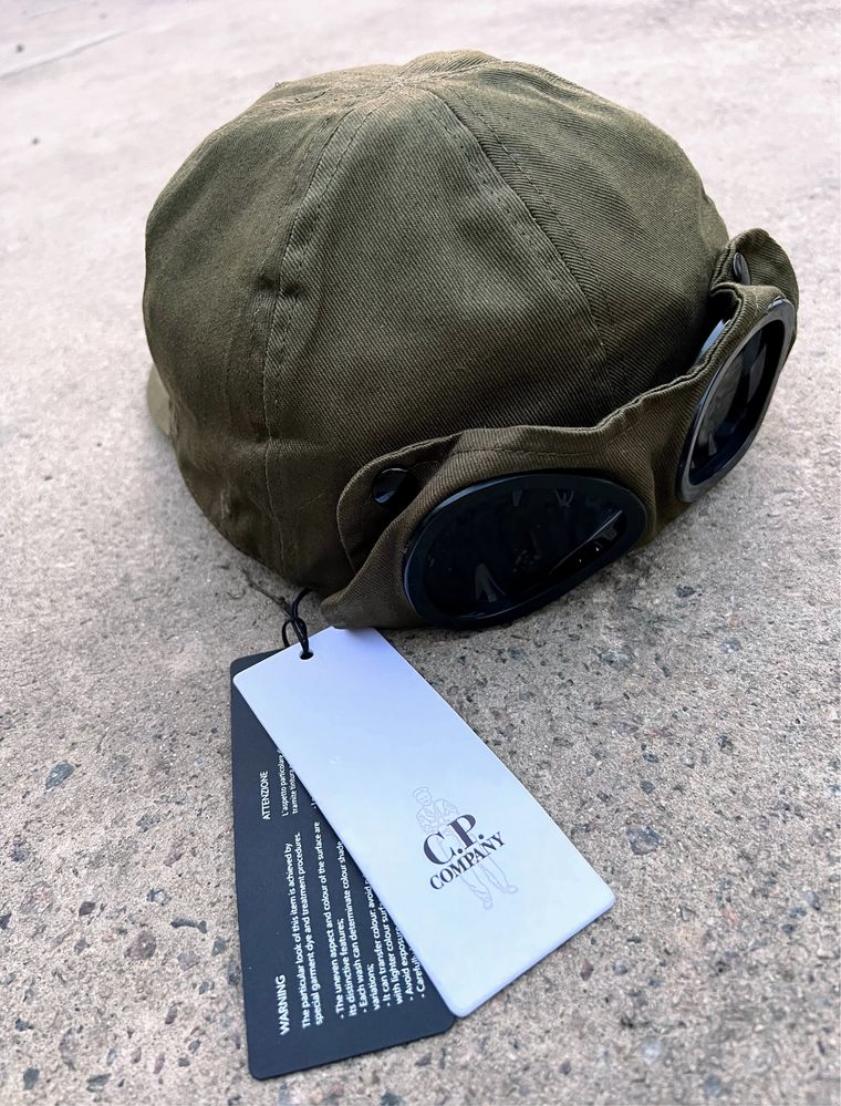 Кепка бренду C.P. Company