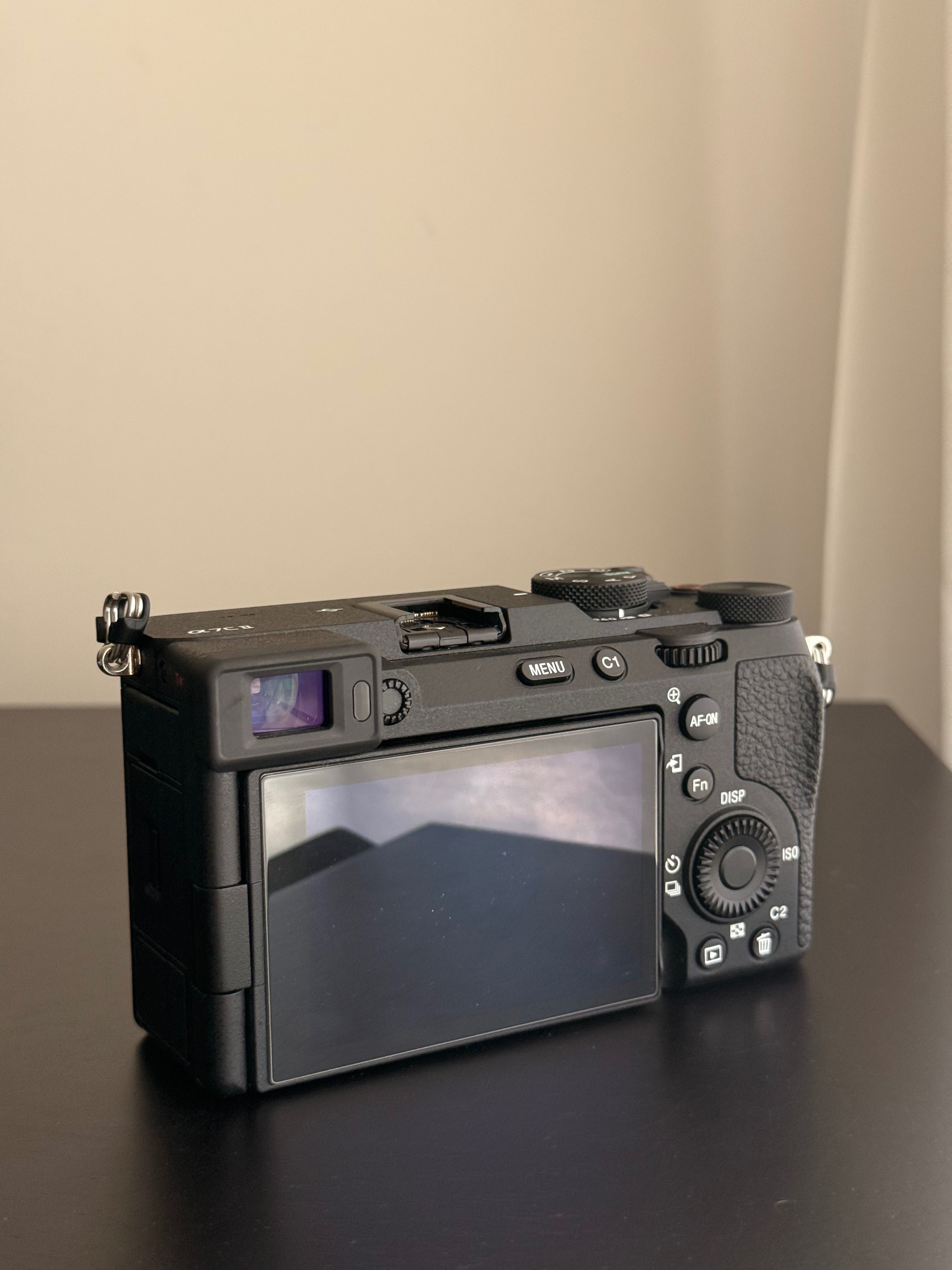 Sony a7C II corpo com garantia até 2028