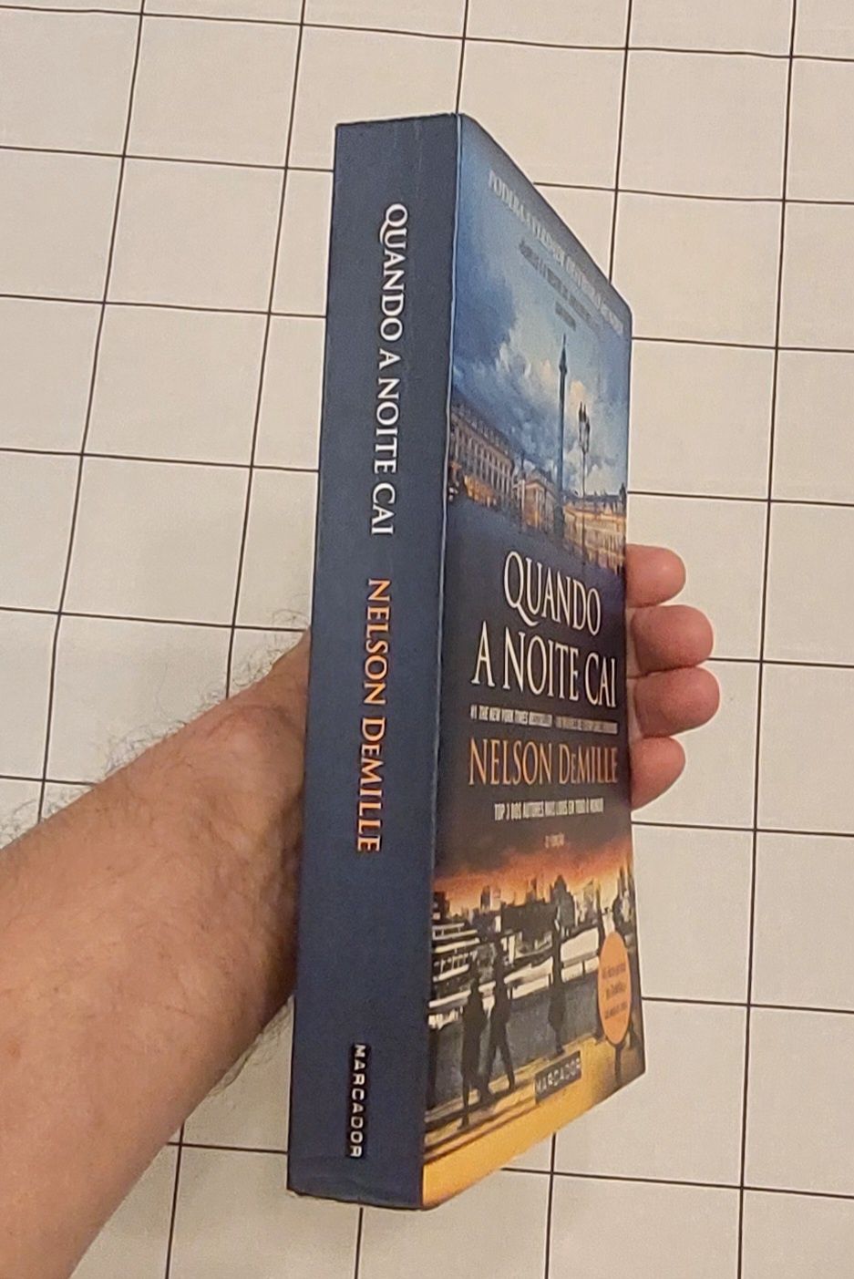 Portes grátis.      (Oferta 25% - 2° livro)