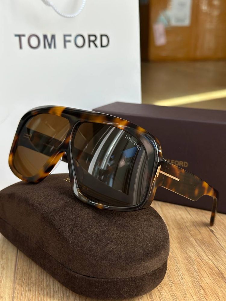 nowe okulary z pudełkiem Tom Ford