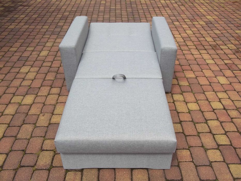 Fotel/jednoosobowe spanie/pojemnik/2 poduszki