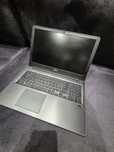 Dell Vostro 5568 | i5 / 8GB RAM / SSD 372GB / Windows 10 Pro