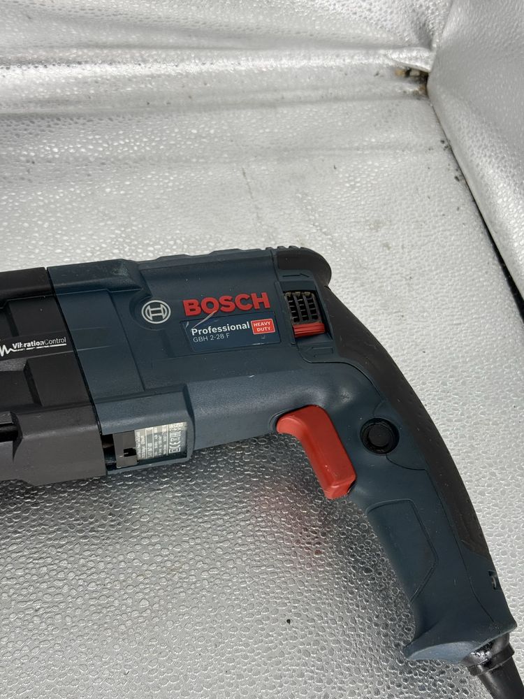 Перфоратор Bosch GBH 2-28 F Professional отбойник дрель