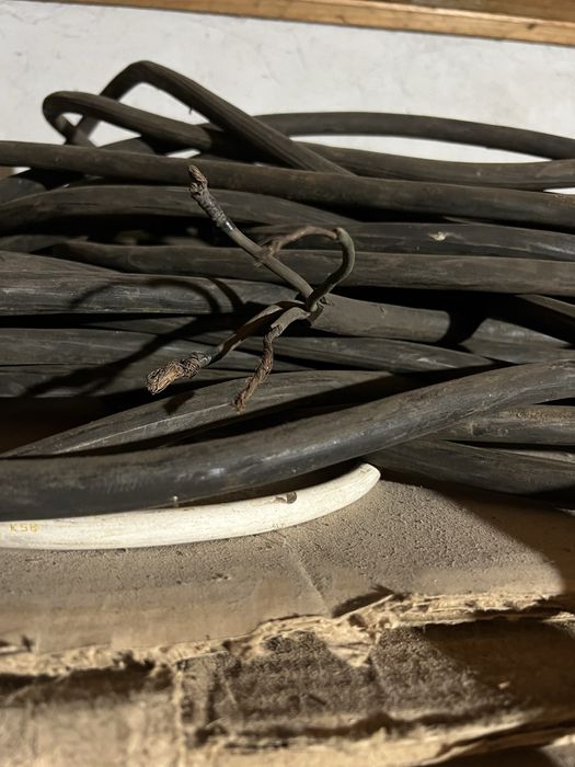 кабель 4 жили був у використані