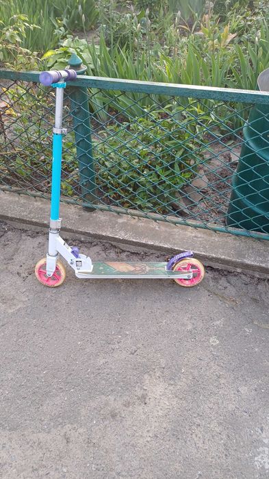 Самокат 2-х колісний REACTION 145 Girl